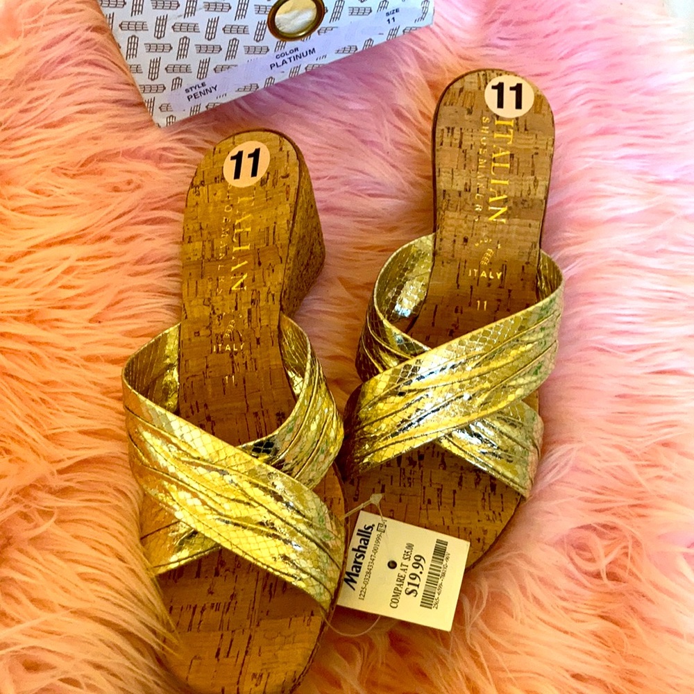 Italian Shoemaker sz 11 Wmn’s Brand New Wedge heel